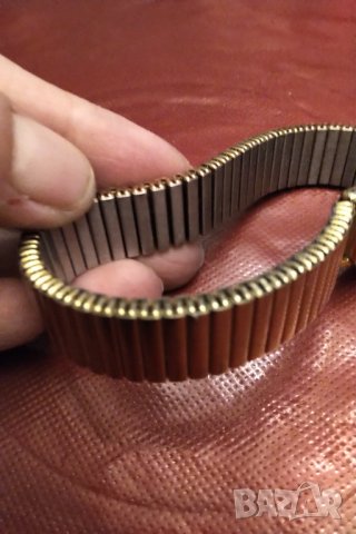 Regent оригинален позлатен дамски часовник НАМАЛЕН, снимка 4 - Дамски - 34929261