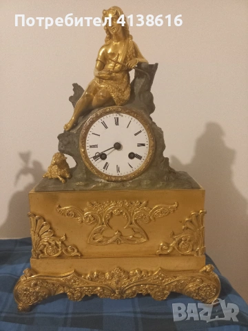 Античен настолен часовник