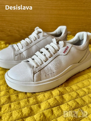Бели сникърси HUGO, снимка 2 - Кецове - 54028612