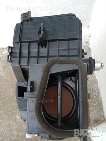 Корпус отопление / охлаждане за климатроник за Киа Соренто 2.5 CRD - 140 к.с., снимка 2 - Части - 52036897