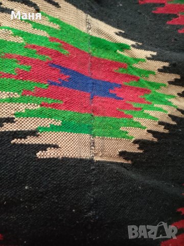 Ръчно тъкан вълнен килим, снимка 5 - Килими - 40544293
