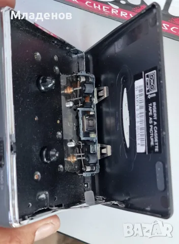 Walkman Grundig ., снимка 7 - Радиокасетофони, транзистори - 55953153