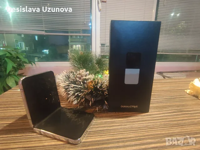 Телефон samsung z flip 5, снимка 2 - Samsung - 55901618
