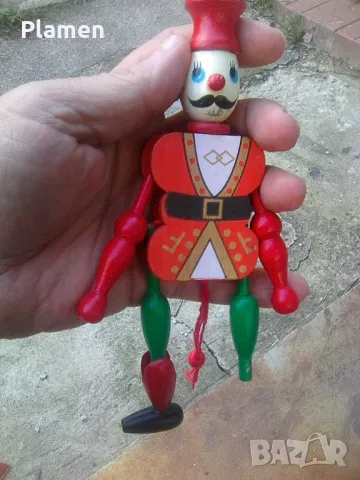 Дървен палячо или войник с изгубено ляво краче, снимка 1