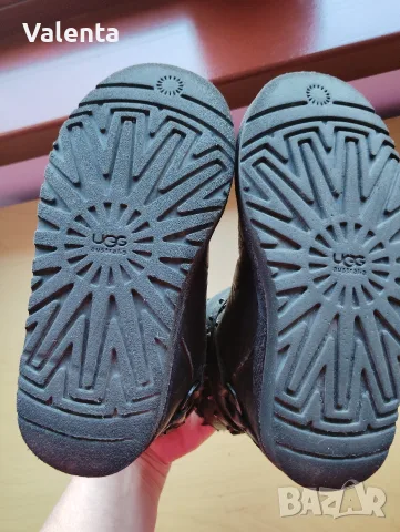 Детски оригинални кожени ботуши UGG, снимка 9 - Детски боти и ботуши - 56369930