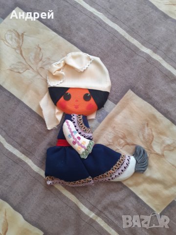 Стара кукла за стена #2