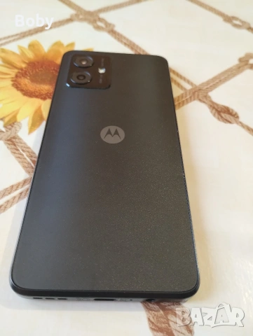 Motorola Moto G54 със слушалки, 2 калъфа и протектори, снимка 7 - Motorola - 53285464