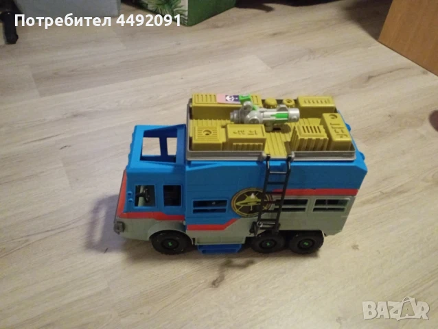 камион робот станция , снимка 4 - Коли, камиони, мотори, писти - 50553997