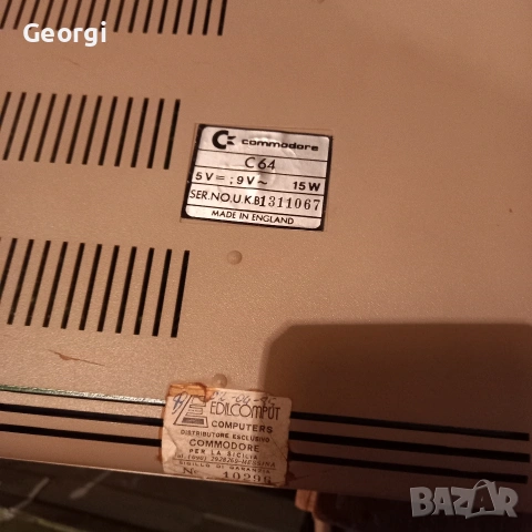 Commodore 64 (оригинал, Made in England, снимка 4 - За дома - 53892103