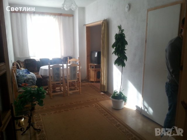 Продавам къща в Панагюрище, снимка 10 - Къщи - 35062586