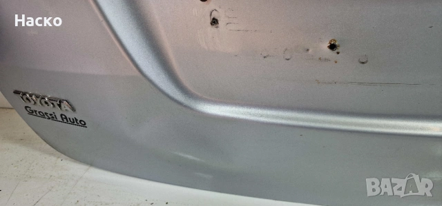Заден Капак Врата Багажник Задно Стъкло Toyota Corolla Verso Тойота Корола Версо 2000г-2004г, снимка 2 - Части - 53966986
