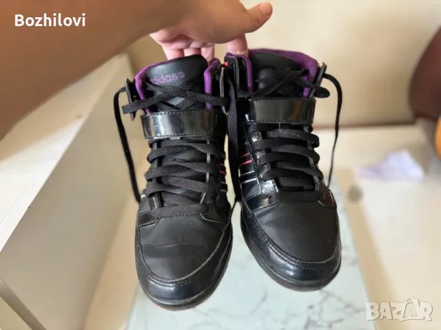 Маратонки Adidas , снимка 2 - Маратонки - 50256531