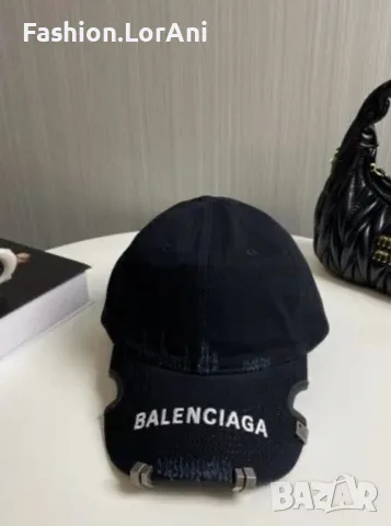 шапка balenciaga 