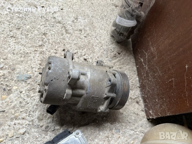  компресор климатик 7m3 820 803 за VW Sharan 2.8i 204кс VR6 2002г - цена 40 лв или 20.45евро за брой