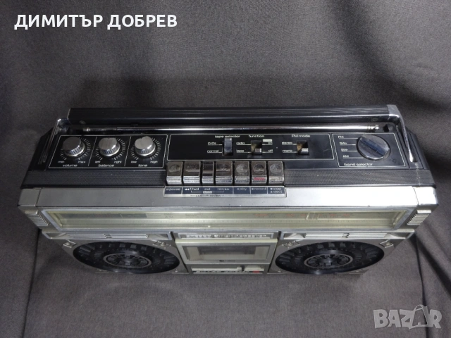 СТАР РЕТРО РАДИО КАСЕТОФОН SHARP GF-6060X JAPAN BOOMBOX, снимка 5 - Радиокасетофони, транзистори - 54015848