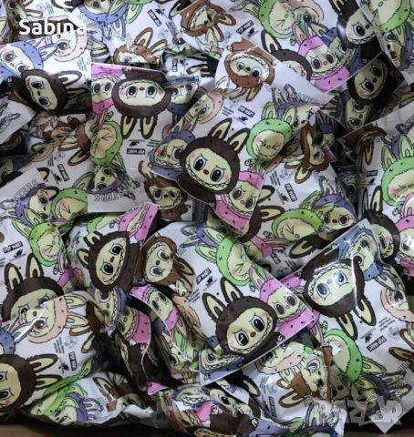 LaBubu! Продуктът се изпраща с елемент на изненада. Няма избор на цвят! Няма кутия., снимка 2 - Плюшени играчки - 51548816