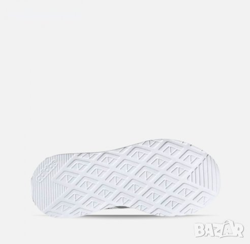 НАМАЛЕНИЕ!!!Детски маратонки Adidas Questar Flow NXT Grey H04203 №35, снимка 5 - Детски маратонки - 39355330