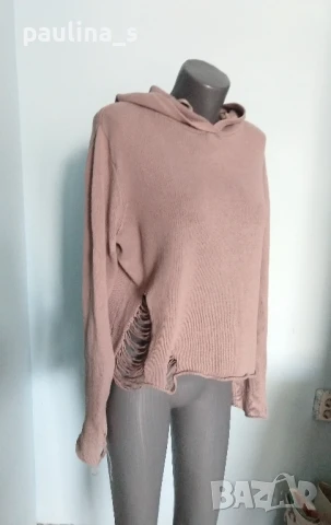Три различни броя / Дамски пуловер с качулка , снимка 4 - Блузи с дълъг ръкав и пуловери - 51429985