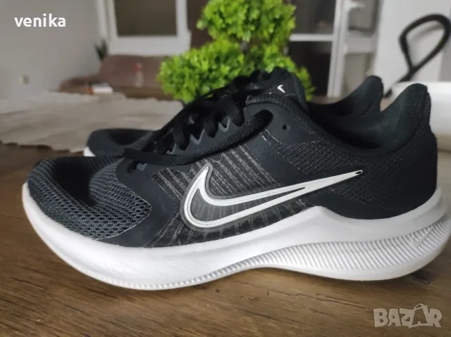 Дамски маратонки Nike 