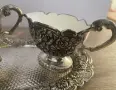 за Bazar.bg на български:

🌸 Винтидж комплект за захар и сметана с декоративен поднос.1940-1960г., снимка 7
