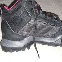 Adidas Terrex Eastrail GTX № 38 дамски високи маратонки Gore-Tex., снимка 4 - Маратонки - 38248300