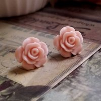 Нежни обеци цветя в пепел от рози, снимка 3 - Обеци - 27752896