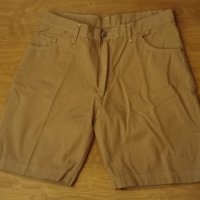Елегантни мъжки къси панталони Levis , снимка 3 - Къси панталони - 36607759