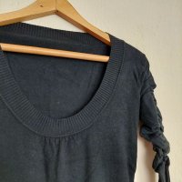 Дамска черна зимна блуза в размер S, снимка 2 - Блузи с дълъг ръкав и пуловери - 31224220
