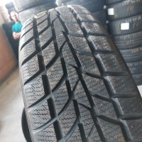 Само 1бр.зимна HANKOOK 205/70/15 DOT3322-ЦЕНАТА Е ЗА БРОЙ, снимка 1 - Гуми и джанти - 42710564