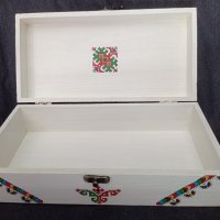 Дървена кутия с българска шевица - ръчна изработка, снимка 4 - Подаръци за жени - 33807126