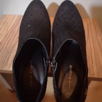 Нови -50% естествена кожа Laura Biagiotti естествен велур черни обувки 38 номер есенни дамски обувки, снимка 4 - Дамски елегантни обувки - 33881189