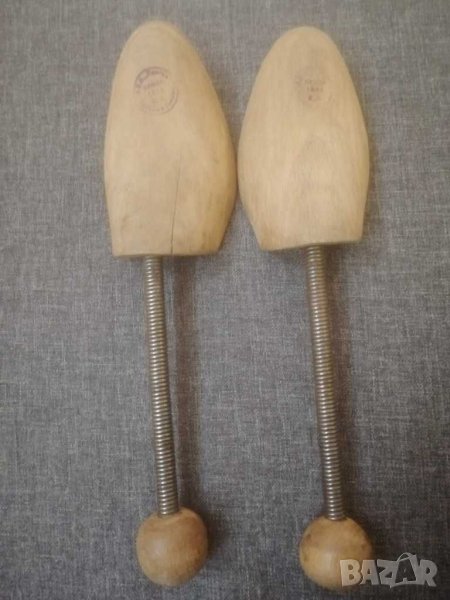 Стари пружини, обтегачи, калъпи за обувки. , снимка 1