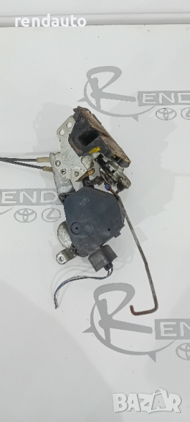 Машинка брава за заключване предна дясна врата на TOYOTA Avensis Verso, снимка 1