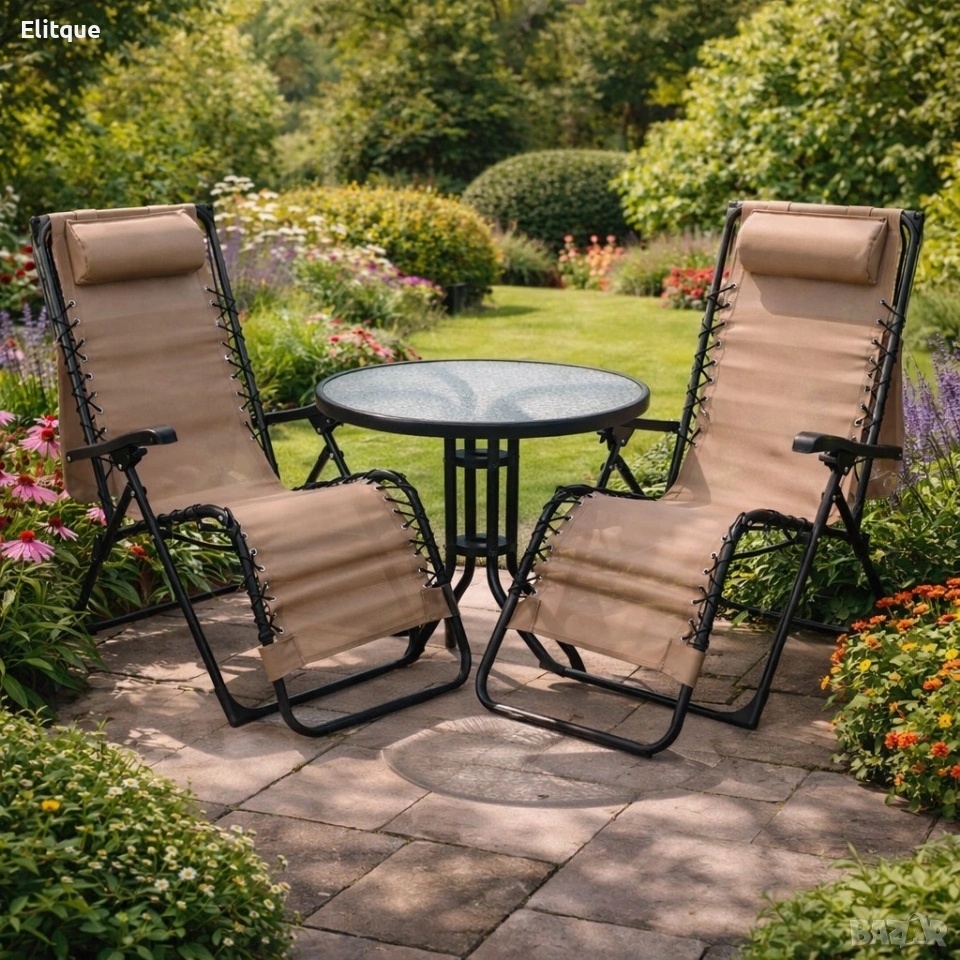 Комплект за релаксация на открито: 2 сгъваеми шезлонга с нулева гравитация и стилна масичка за кафе, снимка 1