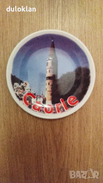 Красива порцеланова чиния от Каорле Италия., снимка 1