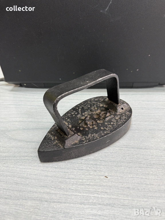 Класическа стара чугунена ютия. №8117, снимка 1