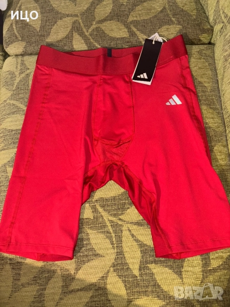 Нов мъжки клин Adidas, снимка 1