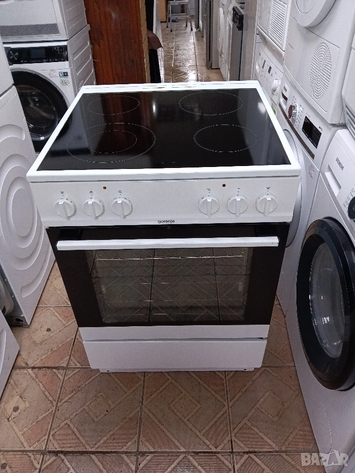 Свободно стояща печка с керамичен плот Gorenje с две години гаранция!, снимка 1