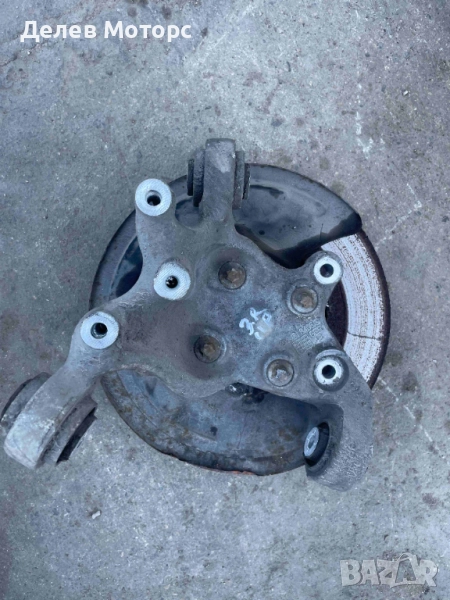 A2460406 заден десен шенкел с главина от Mercedes CLA 180 Sport двигател 270910, 1.6i 122 кс., 6 ск., снимка 1