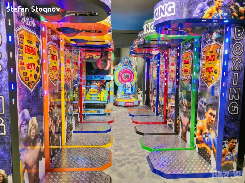 Високачесвени боксови круши, снимка 1