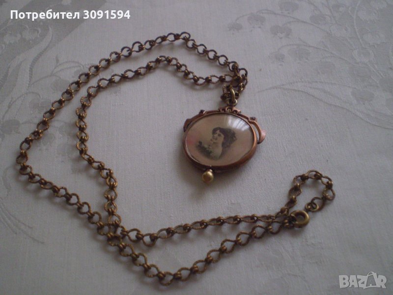 Колие с висулка викториянски период пандетив медальон, снимка 1