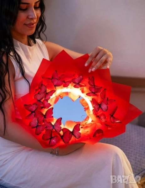 ✨ LED Огледален Букет с Пеперуди  , снимка 1