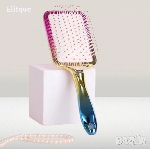 Иновативна четка за коса с изискан дизайн