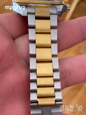 ПРОДАВАМ часовник Certina, DS Action Diver, Powermatic 80, wristwatch, 43 mm., снимка 4 - Мъжки - 53936181