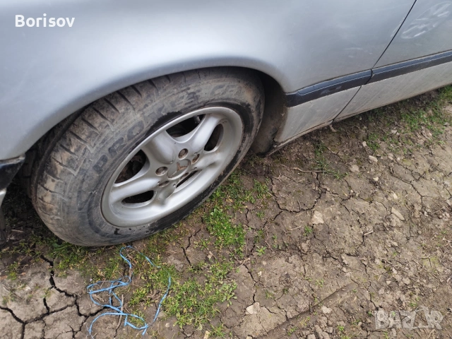 Джанти Мерцедес 15 цола, снимка 4 - Гуми и джанти - 53912445