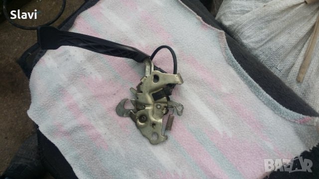 Брава преден капак за Пежо, снимка 2 - Части - 31227430