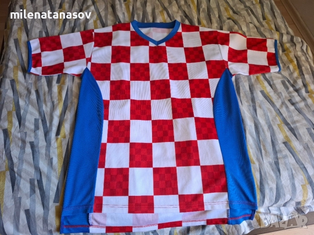 Футболна фланелка на ХЪРВАТИЯ.