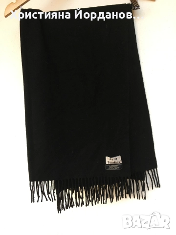 Acne Studios, 100% вълна голям шал