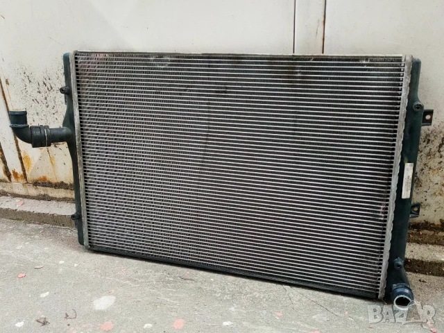 Радиатор за VW Golf 5, Audi A3 8P 2.0TDI, снимка 2 - Части - 50706138