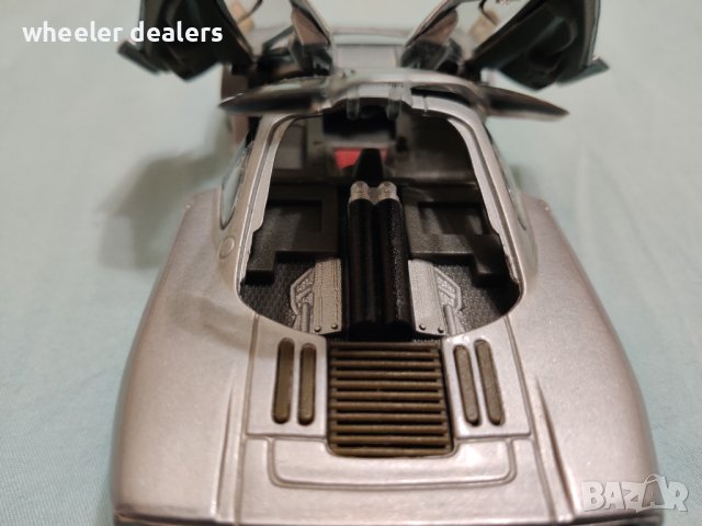 Метална количка Mclaren F1 Maisto Supercar collection 1/24, снимка 11 - Колекции - 40626653